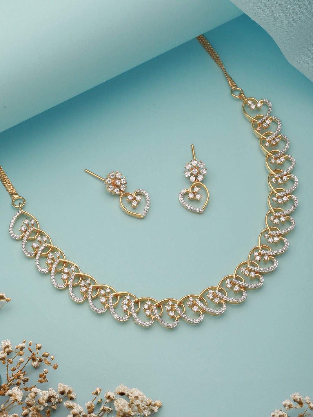 18k Gold Toned AD Studded Floral Heart Shaped Minimal Necklace Jewellery Set